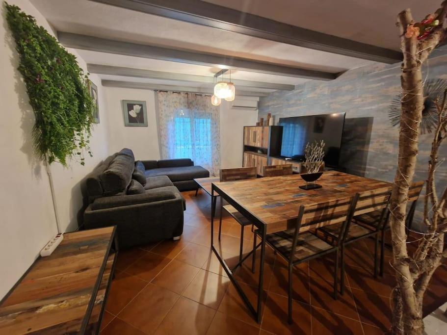 Chalet A 2 Kilometros De La Playa チクラナ・デ・ラ・フロンテーラ エクステリア 写真